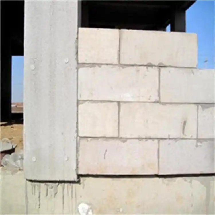 磷石膏砌塊在市政工程建筑外墻中的應(yīng)用與抗裂性優(yōu)勢分析